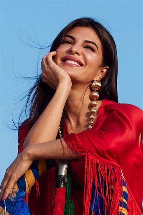 Jacqueline Fernandez in Amama - Elahe
