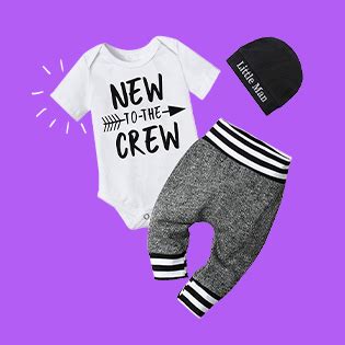 How to Dress a Newborn Baby for the Weather