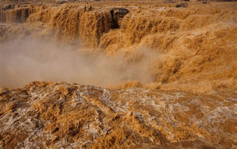 黄河每年带出16亿吨泥沙，流了上千年，为何没把渤海填满？_泥沙_渤海_千年