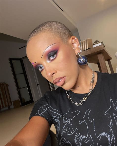 Doja Cat Live Stream Video and Photos 09/05/2022 • CelebMafia