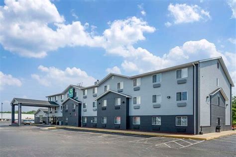 QUALITY INN & SUITES (Delaware, Ohio) - Motel Reviews, Photos, Rate ...
