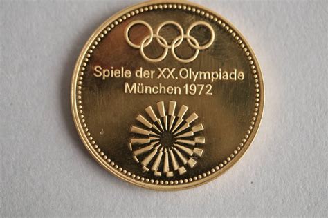 1972年 ミュンヘンオリンピック記念 金貨 金メダル 10K の落札情報詳細 - ヤフオク落札価格検索 オークフリー
