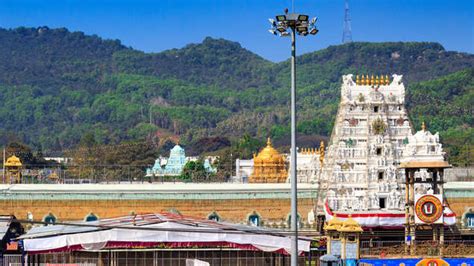 The world’s richest temple in India faces the worst financial crisis in ...