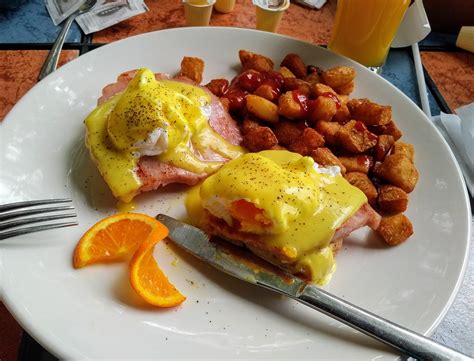 CROWN & MOOSE, Corner Brook - Menu, Prices & Restaurant Reviews ...