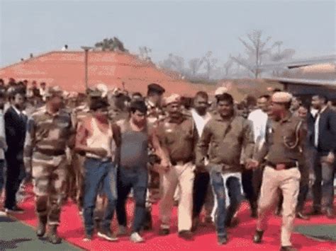Delhi Police Detain Youth Congress Members | Gwalior AI Summit Protest