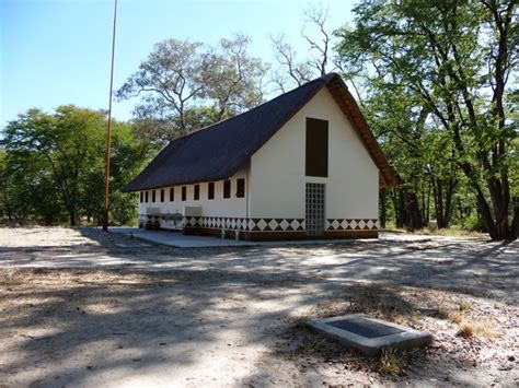 SOUTH GATE CAMPSITE (Moremi Game Reserve) - Campground Reviews & Photos ...