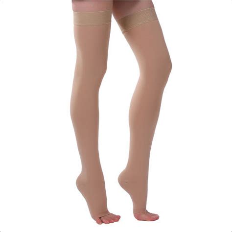 Full Leg Compression Stockings 的图像结果
