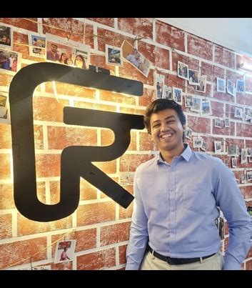 About Us - FundsWeb Story & Mission