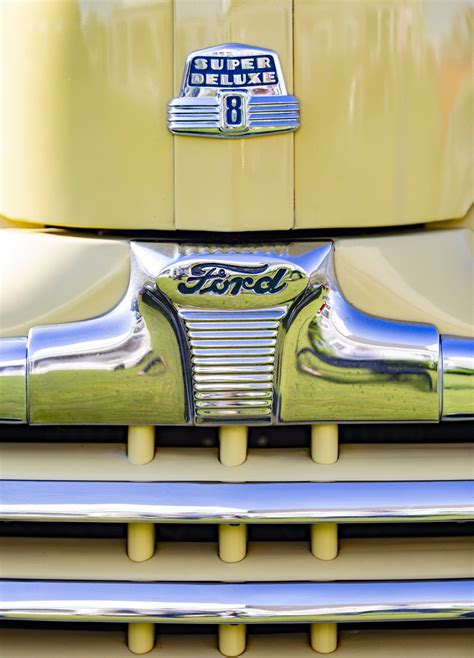 GREAT HARBOR YACHT CLUB CAR SHOW