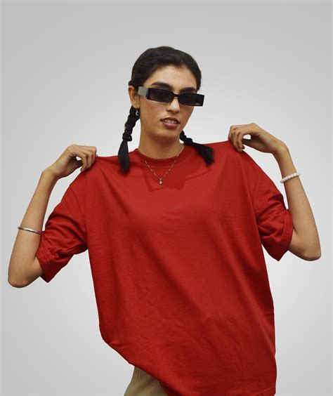 Red Heavyweight Women Oversized Solid T-Shirt – The Redsky Store