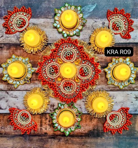 Rangoli - Pichwai Cow and Lotus Gajra Hangings Manufacturer from New Delhi