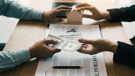 Cash-Out Refinancing: Minimum Credit Scores and Maximum LTV | Loan Pronto