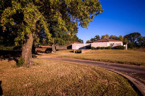 Oklahoma Historical Society | Spiro Mounds Archaeological Center ...