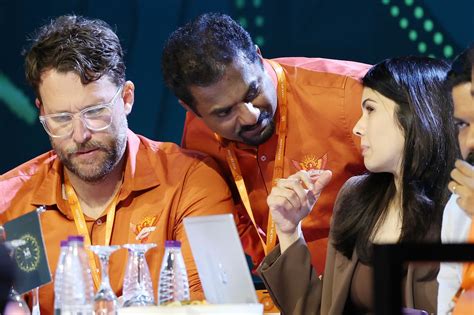Daniel Vettori, Muttiah Muralidaran and SRH owner Kavya Maran ...