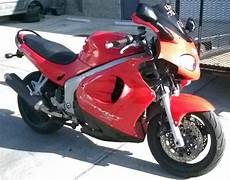 Sprint 955i by 2000 Triumph Sprint St 955i Sprint 955i