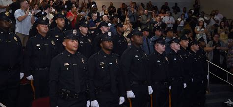 Commissioner Young celebrates graduates of 122nd Correctional Police ...