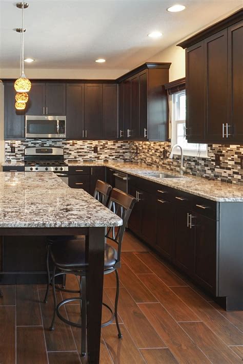 Bianco Antico Granite Countertop Dark Brown Cabinet Mosaic Tile ...