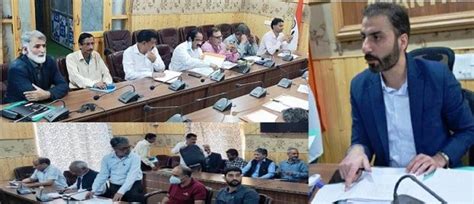 DC Anantnag lays emphasis on Infrastructure upgradation in Education sector