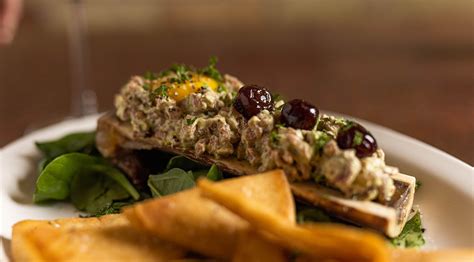 Sazzy B | Downtown Kenosha