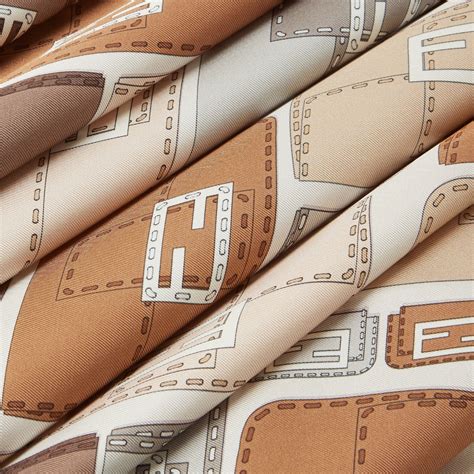 Foulard Baguette Soie Beige | Fendi