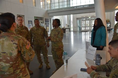 Resiliency training -- mind games | Article | The United States Army