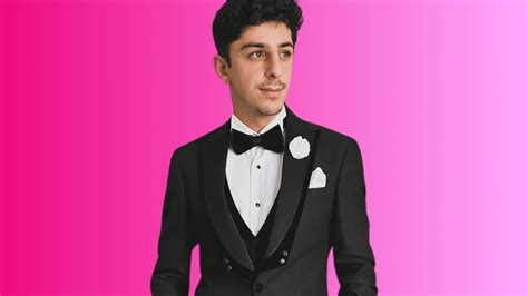 Faze Rug Height, Weight, and Physical Measurements - CeleHeights