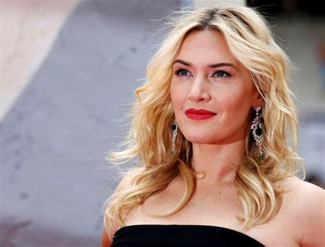 Kate Winslet to star in lesbian period drama with Saoirse Ronan ...