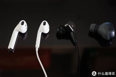 【苹果 Airpods 蓝牙无线耳机外观展示】LOGO|麦克风|触点_摘要频道_什么值得买