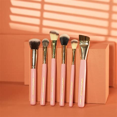 The Glam It Up Set- 15 Brush Set – Simbaa Lifestyle