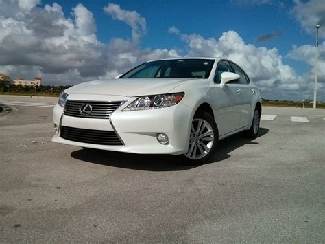 Test Drive: Short Test - 2014 Lexus ES350