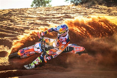Finke Desert Race Bikes : KTM AIMS TO CONTINUE FINKE'S ORANGE ...