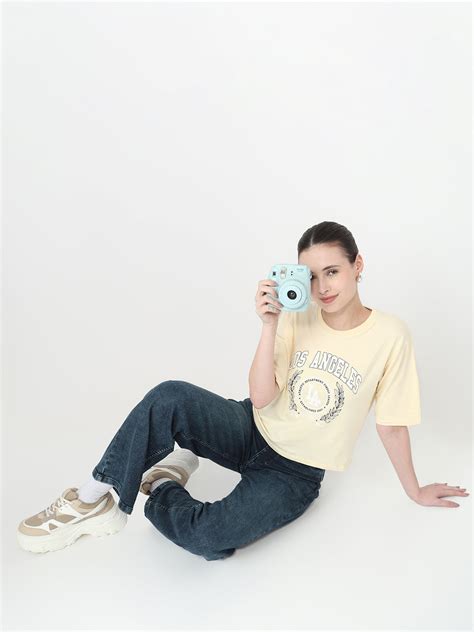Buy Women Graphic Tees | Kraus Jeans
