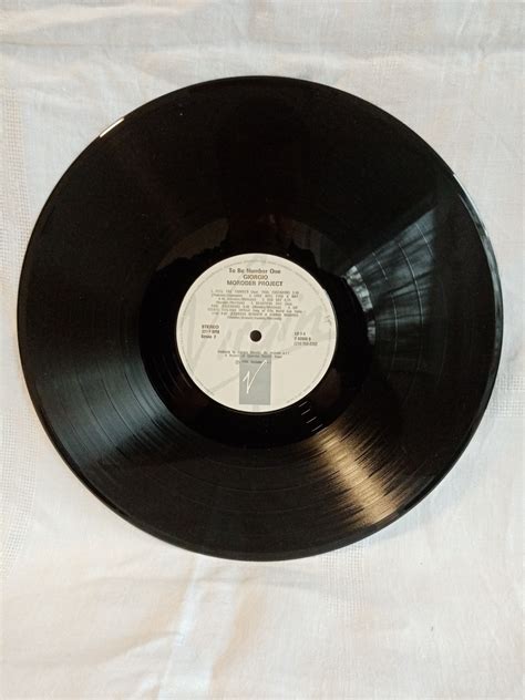 Giorgio Moroder Project 的图像结果