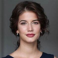 Square Hairstyles by 50 Best Hairstyles For Square Faces Rounding The Angles Square Hairstyles