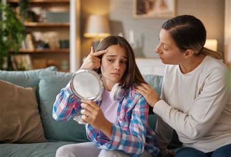 Inappropriate Laughter 的图像结果