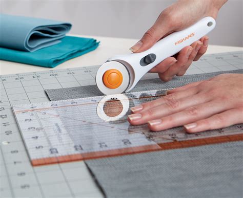 Buy Fiskars 2 Piece Fabric Cutting Set (45mm Rotary and 6 x 18 Cutting ...