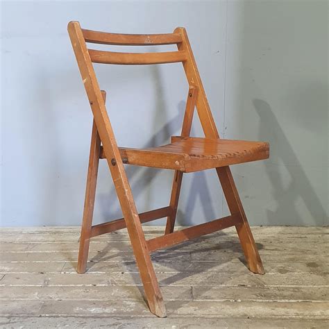 Antique Wood Folding Chair RATTAN AND WOOD FOLDING CHAIR | Zara Home