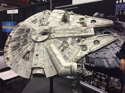 Millennium falcon, Star wars celebration, Millennium falcon model