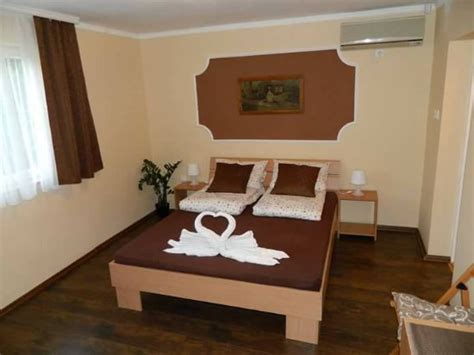 VILLA SUNSET (Palic) - Villa Reviews, Photos, Rate Comparison - Tripadvisor