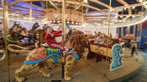 Carousel JavaScript 的图像结果