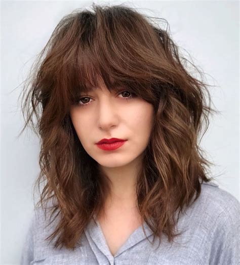 The Best Hairstyles and Haircuts for High Cheekbones - Hair Adviser