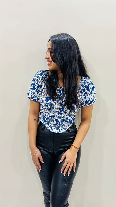 Santorini Ready: Blue & White Dreams – Akusha