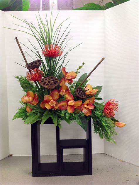 Pin on Floral Arrangements