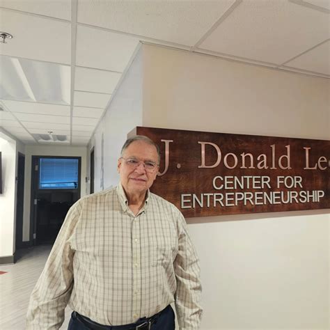 J. Donald Lee Center for Entrepreneurship (@jdlentrepreneurshipcenter ...