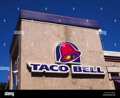 Taco bell sign hi-res stock photography and images - Alamy