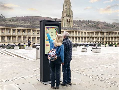 Touch Screen Digital Signage 的图像结果