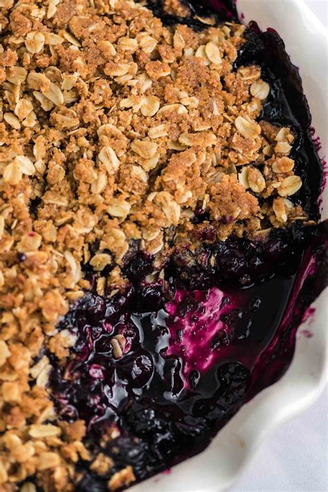 The Best Blueberry Crisp Recipe - Build Your Bite