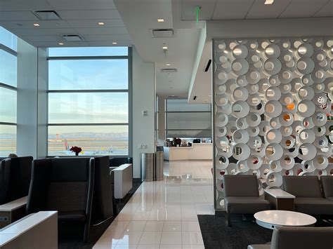 Delta Sky Club at San Francisco International Airport | Amex US