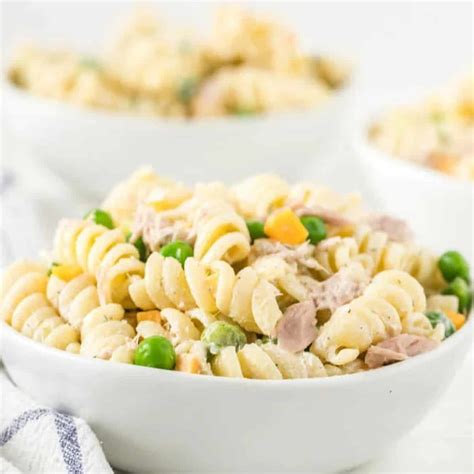 Salad Supreme Pasta Salad - Eating on a Dime