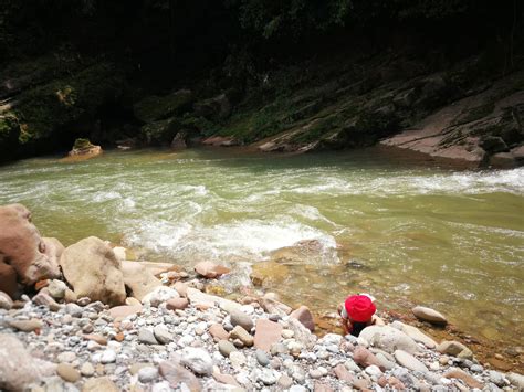 渝北兴旺村耍水,渝北耍水的河沟,渝北小溪玩水_大山谷图库